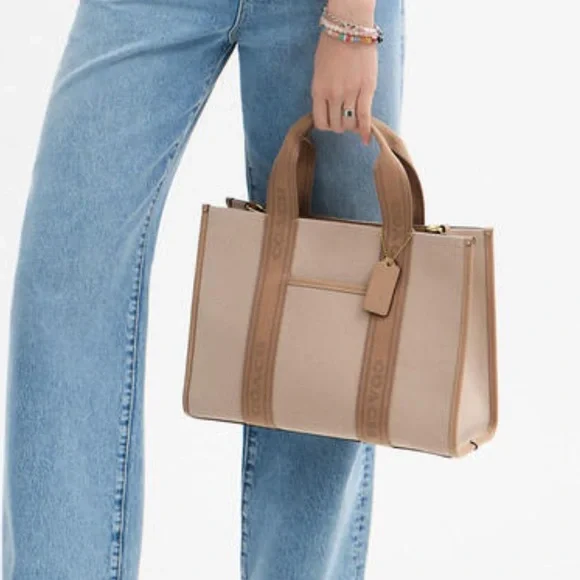 New Coach Smith Tote Bag - Picture 3 of 9